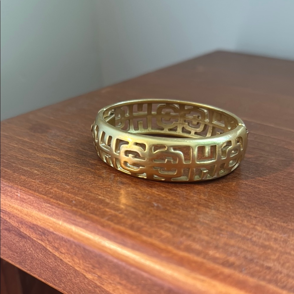Elegant Gold-Tone Bracelet